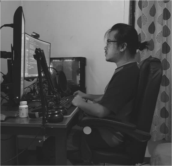 Nino Muring Desktop Setup